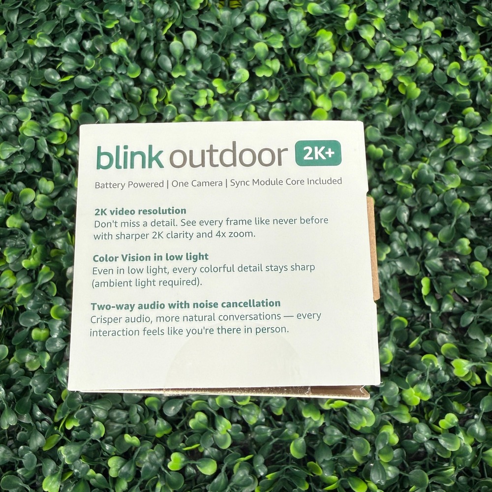 Blink Outdoor 2K+ Smart Security Camera 1-Camera System White BCM00900U - Picture 7 of 7